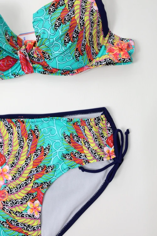 Kadın Lacivert Çok Renkli Yüksek Bel Toparlayıcı Bikini Takım HZL24S-LC7015