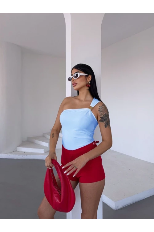 Kadın Mavi Tek Omuz Gold Metal Detaylı Bluz HZL25S-FRY123111