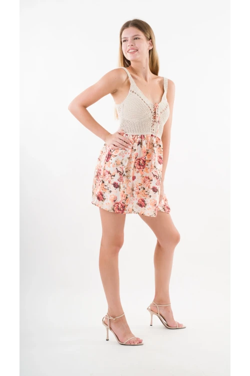 Kadın Sarı Önden İp Bağlamalı Ajurlu Model Saten Yüzeyli Mini Elbise HZL24S-YY250