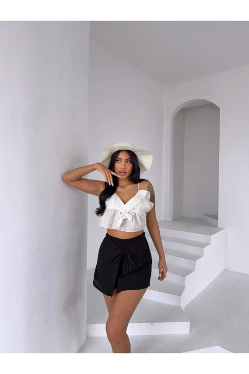 Kadın Siyah Bağlama Detay Müslin Şort HZL25S-DSB2323