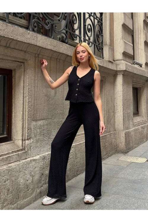 Kadın Siyah Beli Lastilkli Gofre Kumaş Pantolon HZL24S-ZK13261
