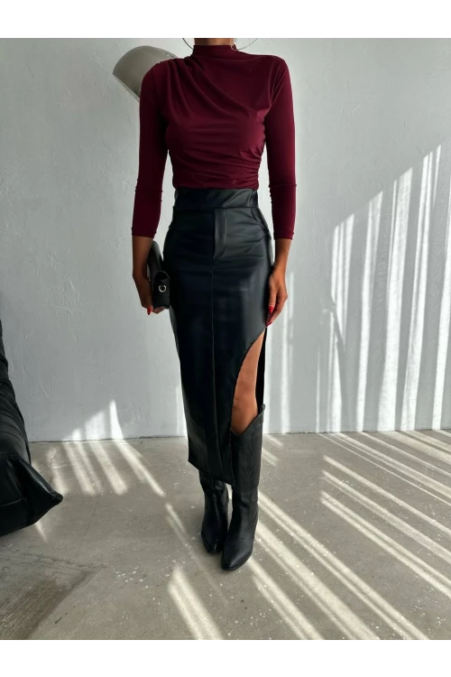 Kadın Siyah Yüksek Bel Cep Detaylı Yandan Yırtmaçlı Etek HZL25W-FRY122461