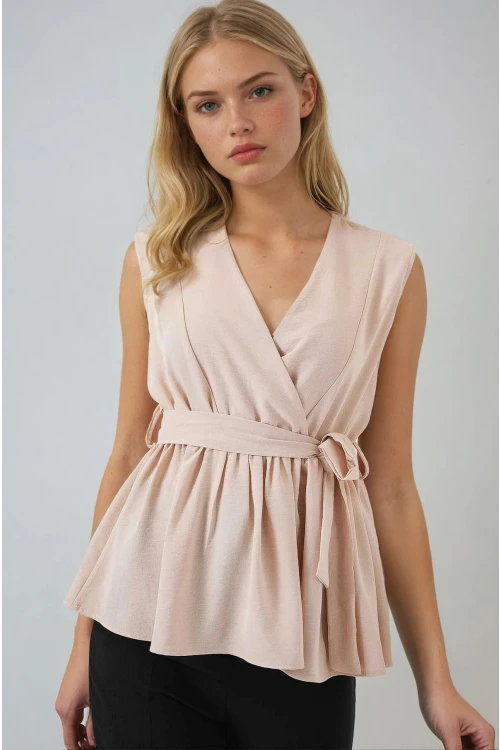 Kadın Bej Kruvaze Yaka Beli Lastikli Kuşaklı Bluz HZL25S-BD19661