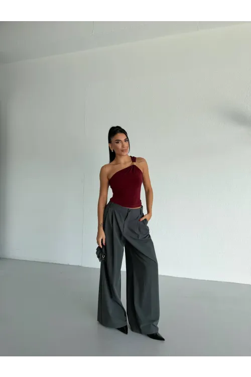 Kadın Bordo Tek Omuz Gold Metal Detaylı Sandy Bluz HZL26S-FRY123821