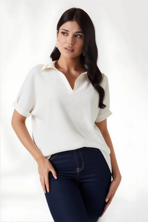 Kadın Ekru Polo Yaka Geniş Kesim Örme Bluz HZL24S-BD104861