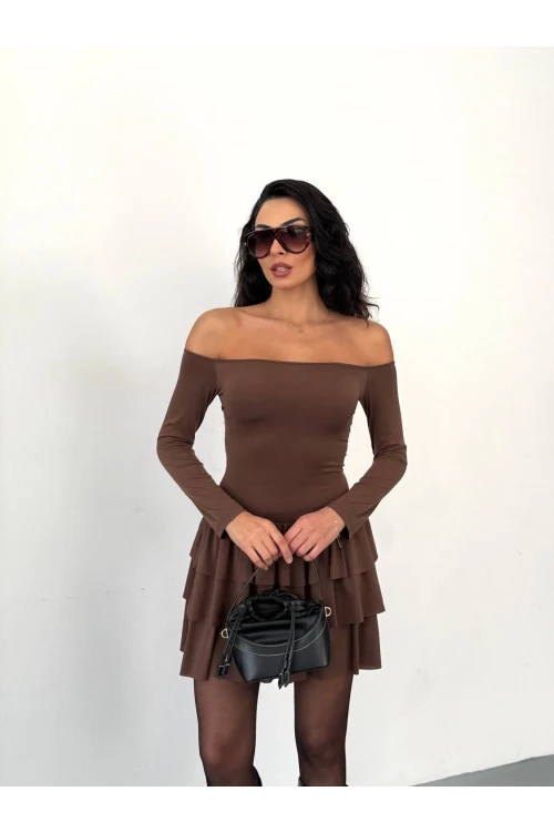 Kadın Kahverengi Straplez Yaka Kat Kat Etek Detaylı Mini Elbise HZL25W-FRY123581