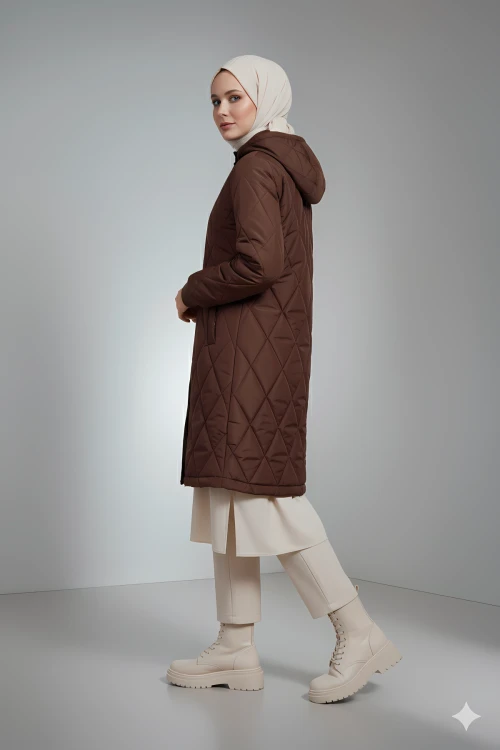 Kadın Kahverengi Uzun Kapitone Astarlı Şişme Tesettür Mont HZL25W-BD151381