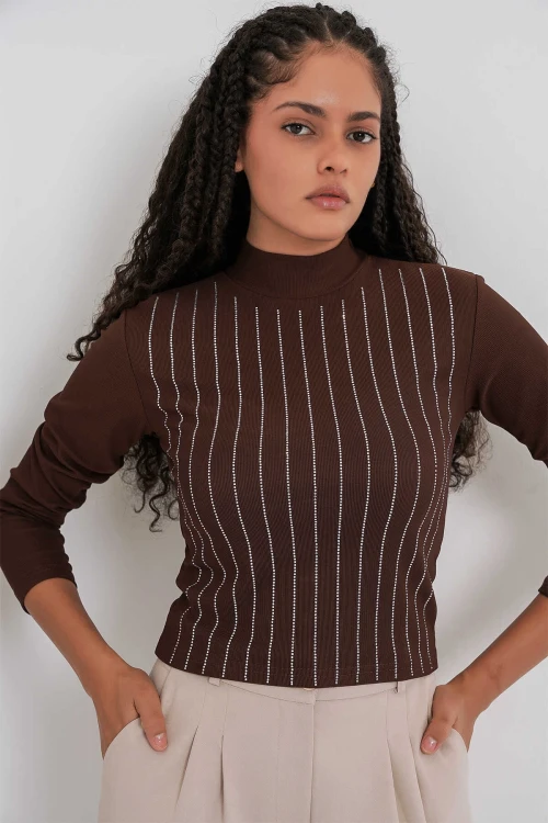 Kadın Kahverengi Yarım Balıkçı Önü Taşlı Body HZL25W-BD19221