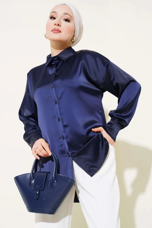 Kadın Lacivert Saten Yüzeyli Tesettür Gömlek HZL25W-BD139641