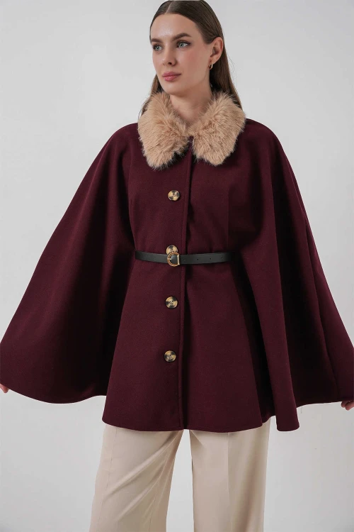 Kadın Mürdüm Yakası Kürklü Düğmeli Kemerli Kaşe Panço HZL25W-BD191651