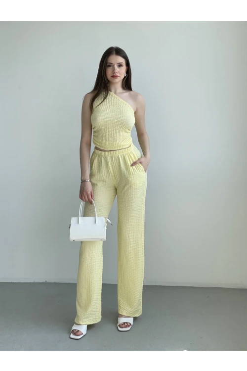 Kadın Sarı Beli Lastilkli Gofre Kumaş Pantolon HZL24S-ZK13261