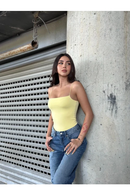 Kadın Sarı İp Askılı Örme Body Bluz HZL24S-ZK11001