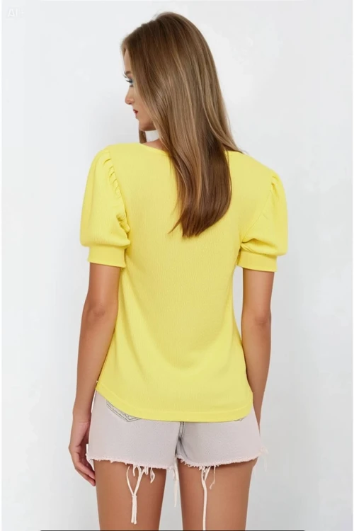 Kadın Sarı Kare Yaka Örme Bluz HZL22W-BD104091