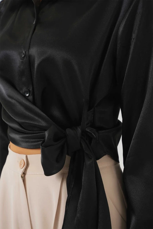 Kadın Siyah Bağlama Detaylı Saten Yüzeyli Gömlek HZL25S-BD1202871