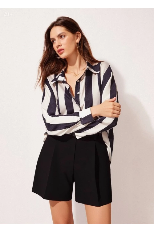 Kadın Siyah Krem Çizgili Saten Gömlek HZL23S-BD1201731