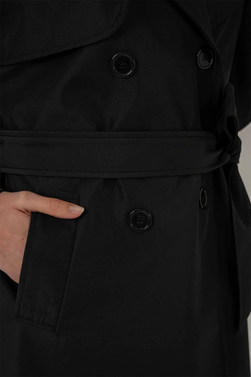 Kadın Siyah Kruvaze Yaka Kuşaklı Astarlı Trençkot HZL25W-BD159181