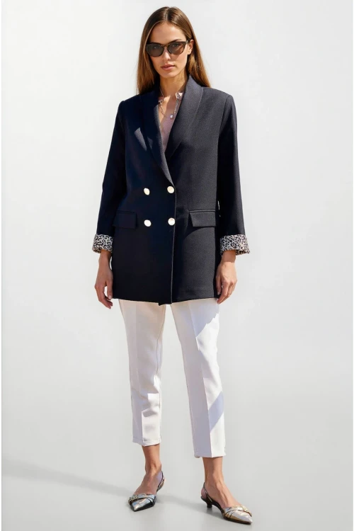 Kadın Siyah Leopar Astarlı Düğme Detaylı Blazer Ceket HZL25W-BD107041