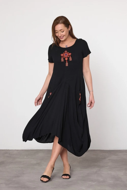 Kadın Siyah Nakış Detaylı Cepli Şalvar Elbise HZL25S-VM10361