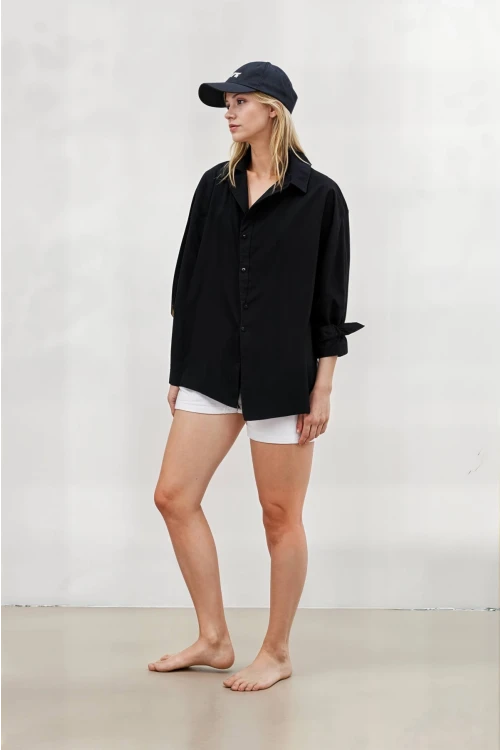 Kadın Siyah Oversize Uzun Basic Gömlek HZL22W-BD139001