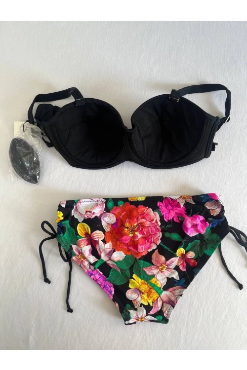 Kadın Siyah Taş İşlemeli Çiçek Desenli Bikini Takım HZL25S-LC3368