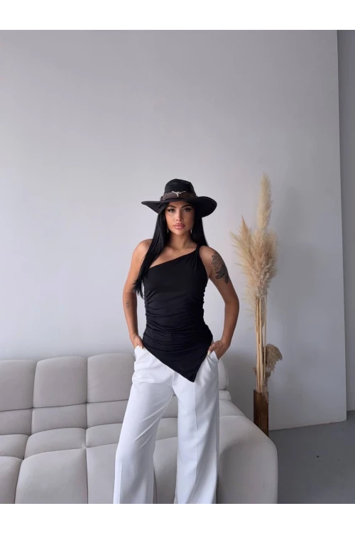 Kadın Siyah Tek Omuz Asimetrik Kesim Sandy Bluz HZL25S-FRY123241