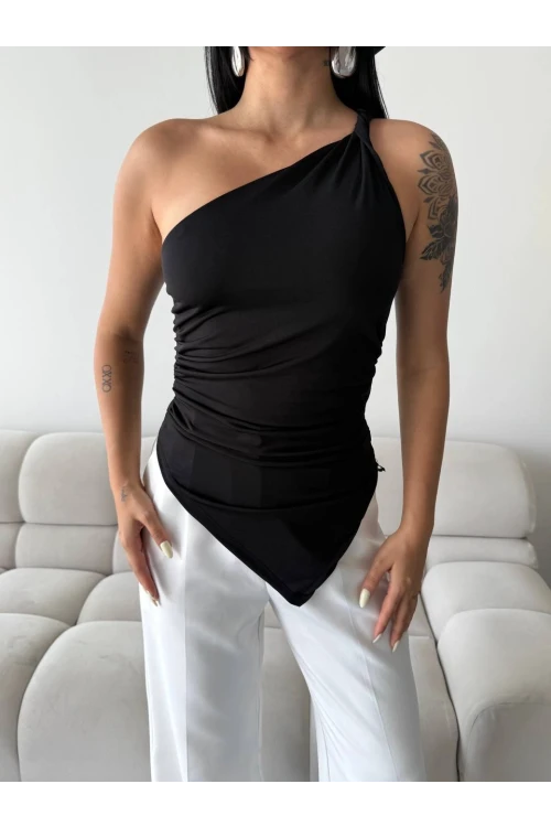 Kadın Siyah Tek Omuz Asimetrik Kesim Sandy Bluz HZL25S-FRY123241