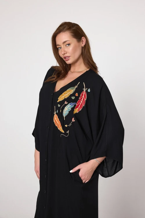 Kadın Siyah V Yaka Nakış Detaylı Büyük Beden Gömlek Elbise HZL25S-VM10421