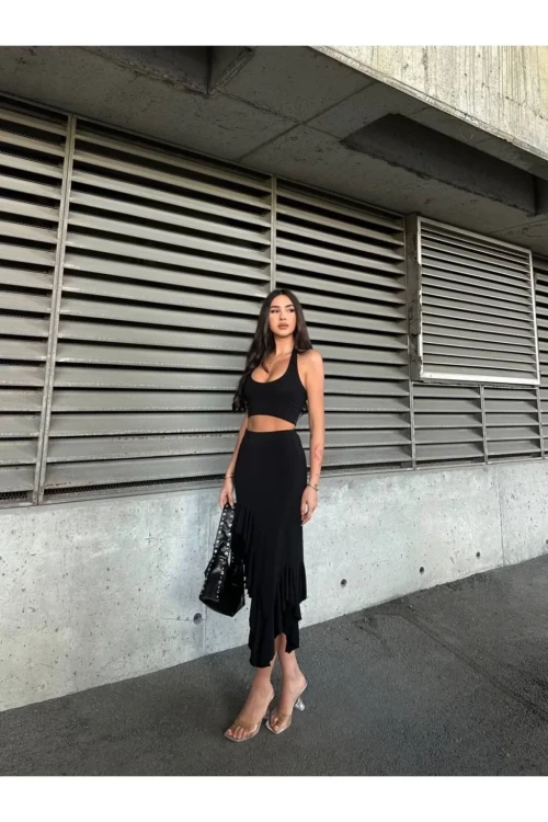 Kadın Siyah Yüksel Bel Dalgıç Kumaş Asimetrik Kesim Etek HZL25S-ZK11701