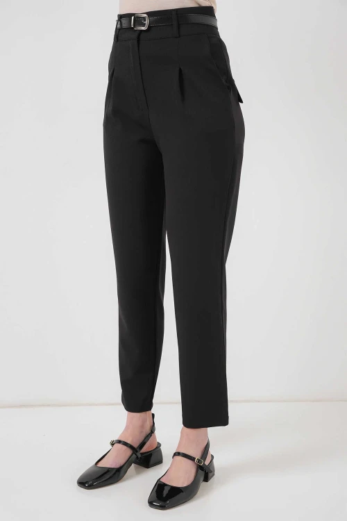 Kadın Siyah Yüksel Bel Kemerli Kumaş Pantolon HZL25S-BD167251
