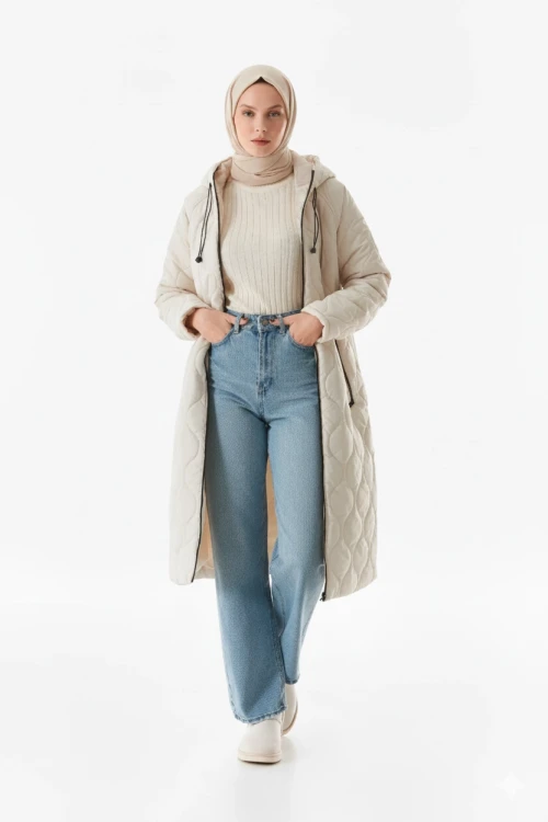Kadın Tesettür Ekru Kapüşonlu Kapitone Uzun Şişme Mont HZL26W-BD151771