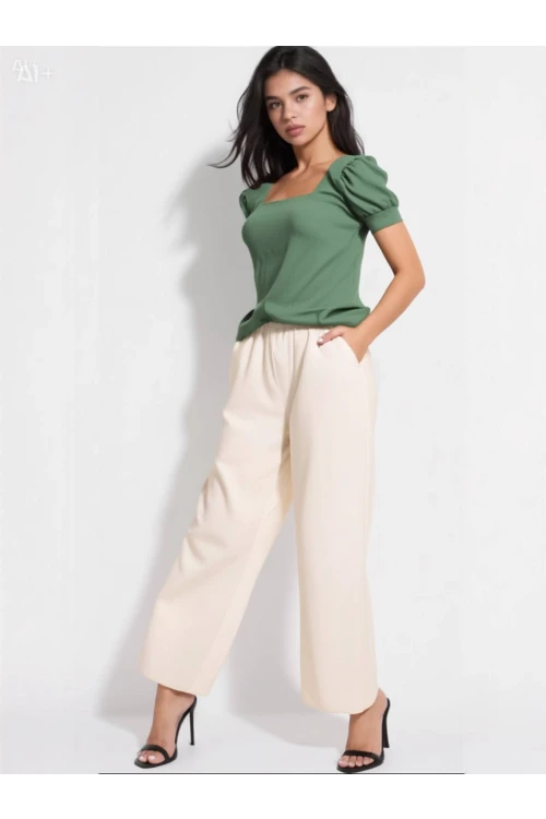 Kadın Zümrüt Yeşil Kare Yaka Örme Bluz HZL22W-BD104091