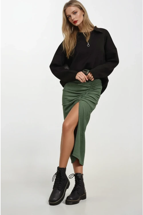 Kadın Zümrüt Yeşili Beli Lastikli Yırtmaçlı Uzun Etek HZL22S-BD118801