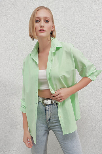 Kadın Açık Yeşil Oversize Uzun Basic Gömlek HZL22W-BD139001