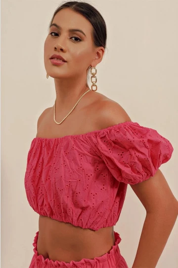 Kadın Koyu Pembe Carmen Yaka Bel Büzgülü Fistolu Straplez Bluz HZL23S-BD104811