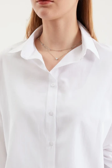 Kadın Beyaz Oversize Uzun Basic Gömlek HZL22W-BD139001