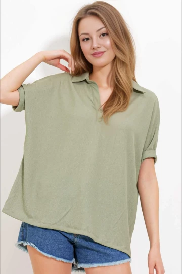 Kadın Çağla Yeşili Polo Yaka Geniş Kesim Örme Bluz HZL24S-BD104861