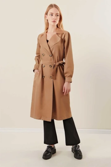 Kadın Camel Kruvaze Yaka Kemerli Astarsız Mevsimlik Rahat Trençkot  HZL22S-BD158531