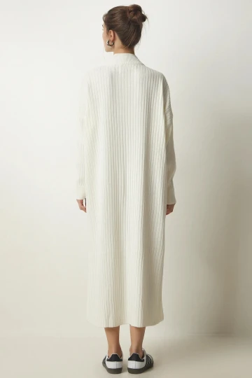 Kadın Ekru Geniş Kalıp Fermuarlı Yaka  Fitilli Triko Midi Elbise HZL24W-BD1101831