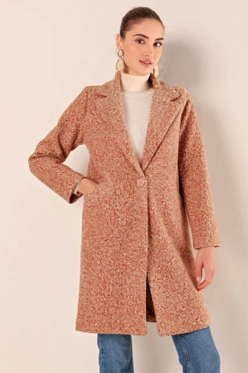 Kadın Kırçıllı Camel Tek Düğmeli Çift Cepli Astarlı Buklet Kaşe Kaban HZL22W-BD190821