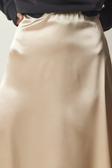 Kadın Krem Saten Yüzeyli Beli Lastikli Midi Boy Etek Hzl23s-bd1101471