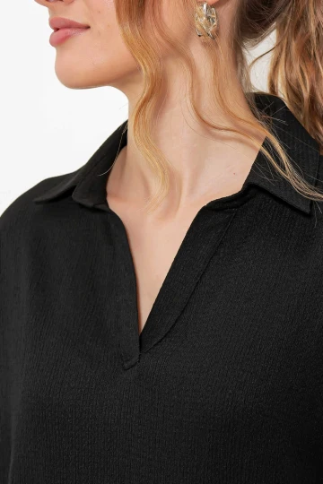 Kadın Siyah Polo Yaka Geniş Kesim Örme Bluz HZL24S-BD104861
