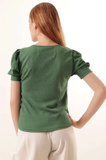 Kadın Zümrüt Yeşil Kare Yaka Örme Bluz HZL22W-BD104091