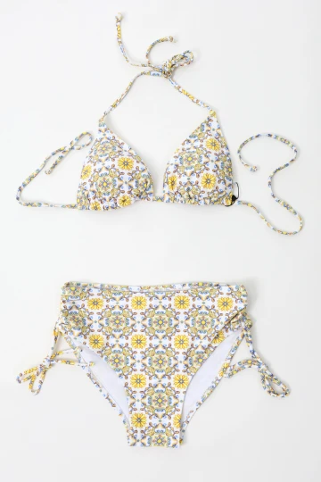 Kadın Beyaz Sarı Mavi Desenli Astarlı İp Bağlamalı Yüksek Bel Üçgen Bikini Takım HZL24S-LC3308