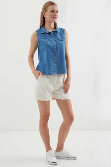 Kadın Denim Kolsuz Metal Düğmeli Cep Aksesuarlı Kot Gömlek HZL24S-BD1202571