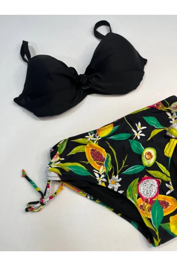 Kadın Siyah Aksesuar Detaylı Tropikal Desen Bikini Takım HZL25S-LC3343