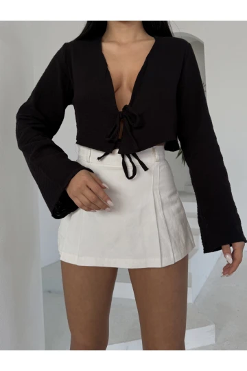 Kadın Siyah Önden Bağlamalı Müslin Kumaş Crop Bluz HZL25S-DSB104071
