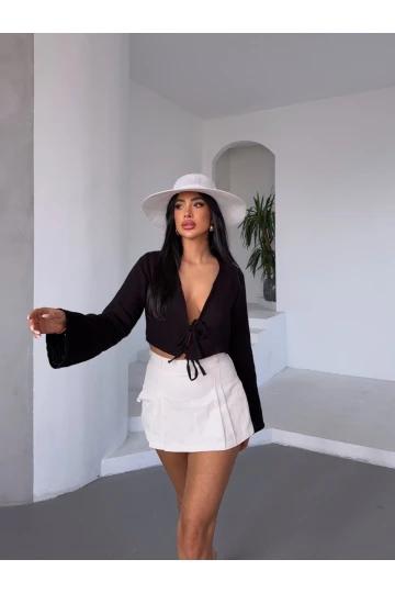 Kadın Siyah Önden Bağlamalı Müslin Kumaş Crop Bluz HZL25S-DSB104071