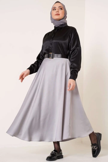Kadın Siyah Tesettür Küçük ve Büyük Bedenler Hafif Dökümlü Saten Yüzeyli Gömlek HZL25W-BD139641
