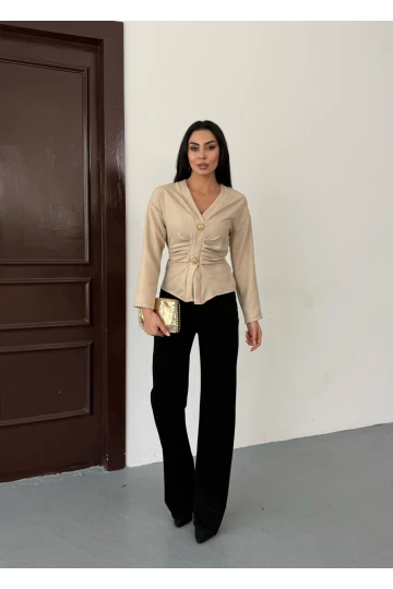 Kadın Bej Kruvaze Yaka Gold Düğmeli Büzgülü Uzun Kollu Keten Bluz HZL26W-FRY123701