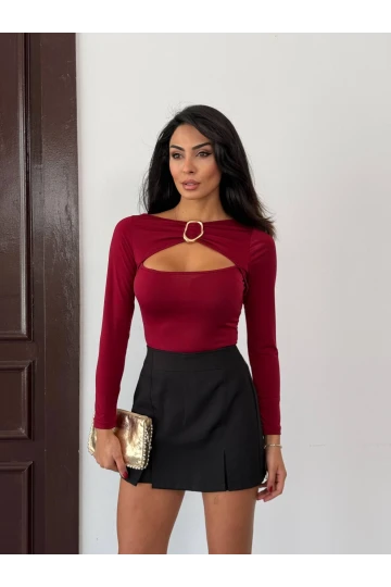 Kadın Bordo Göğüs Dekolteli Metal Detaylı Uzun Kollu Bluz HZL25W-FRY123501